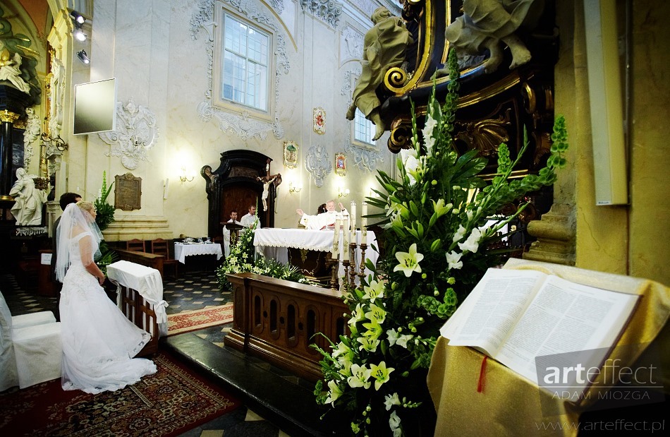 fotografia ślubna Kraków kościół na skałce Wesele U Ziyada zdjęcia ślubne