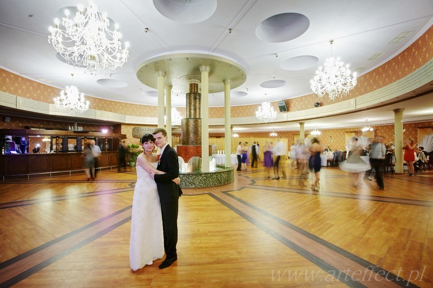 fotograf ślubny Radomsko zdjęcia slubne wesele restauracja Finezja